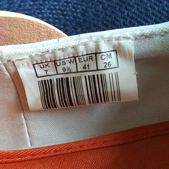 Leather Puma slip ons, GUC - Picture 4 of 7